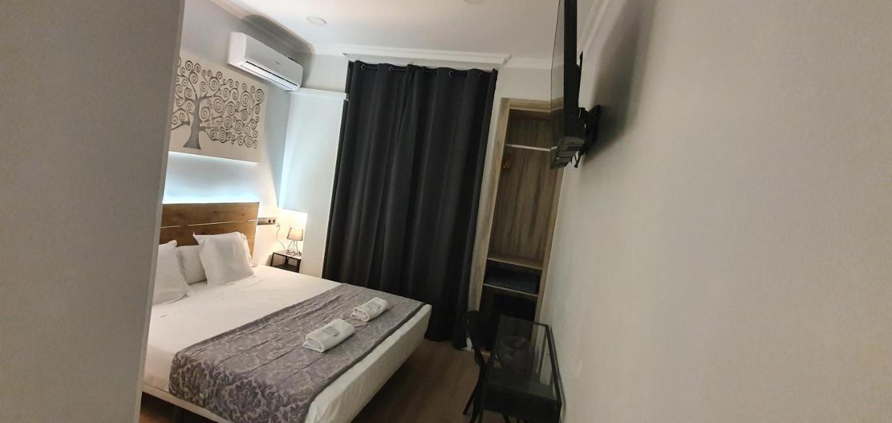 Ch Otello Rooms I - Madrid Luaran gambar