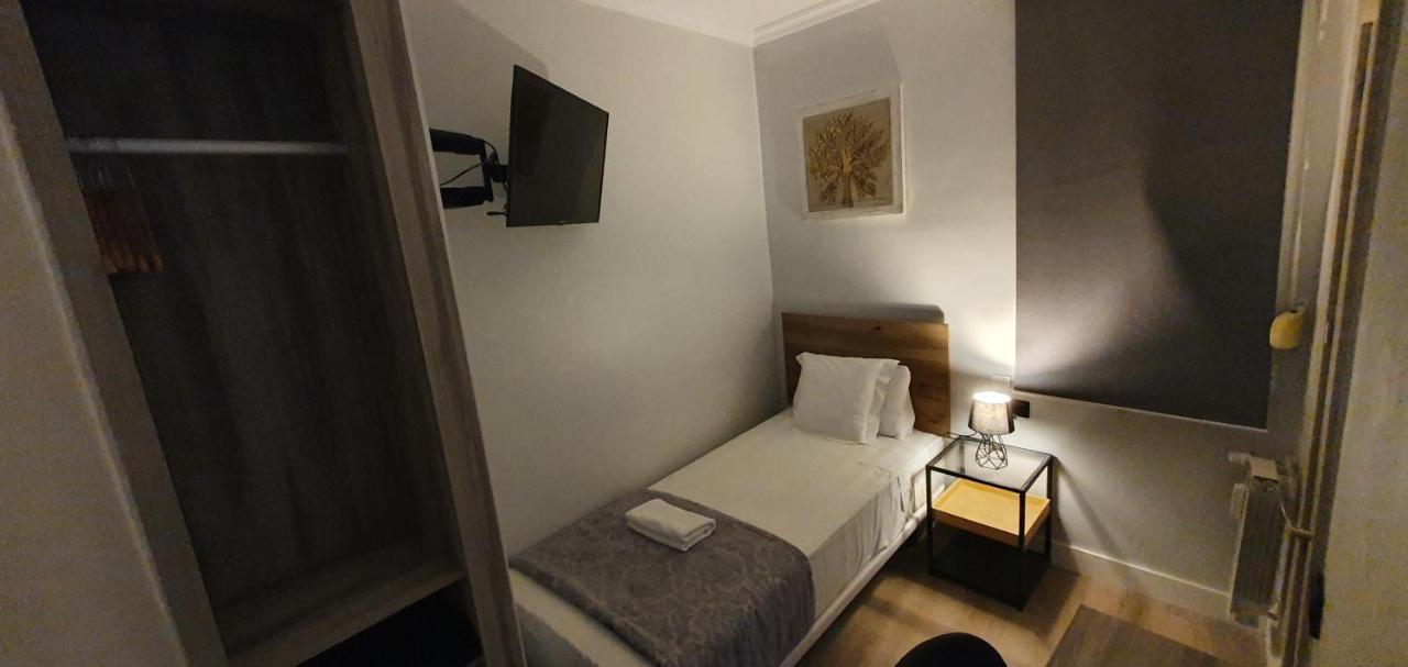 Ch Otello Rooms I - Madrid Luaran gambar