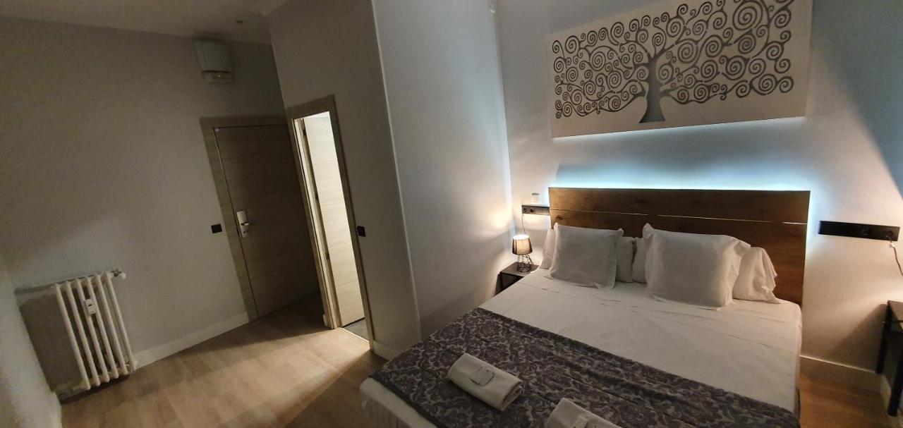 Ch Otello Rooms I - Madrid Luaran gambar