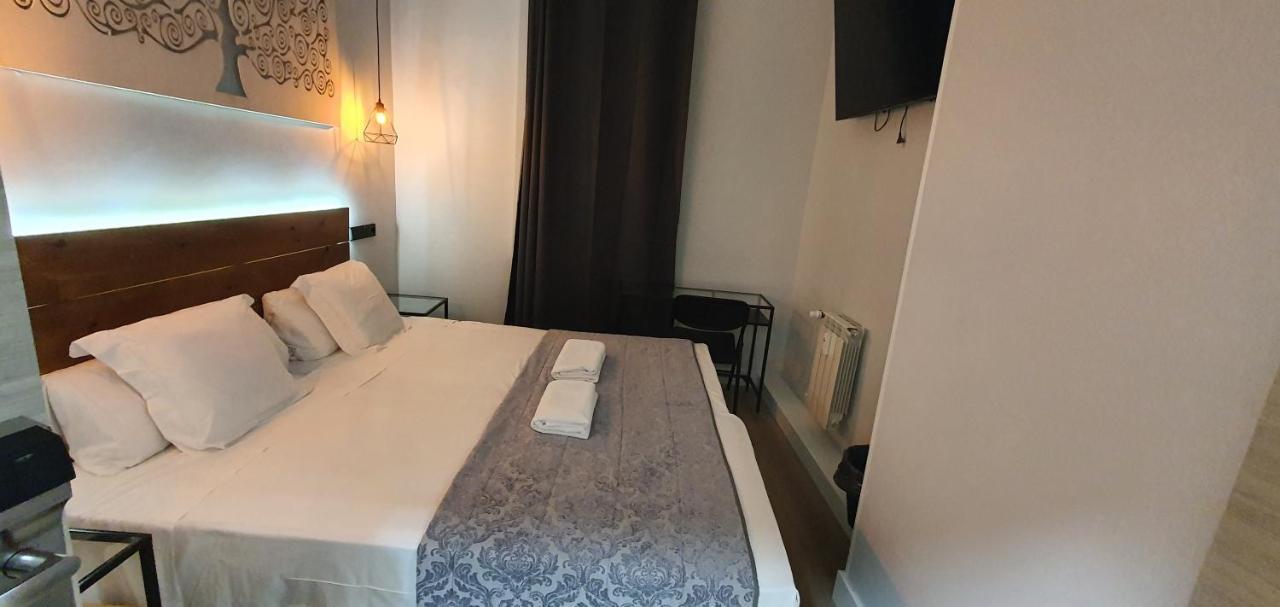 Ch Otello Rooms I - Madrid Luaran gambar